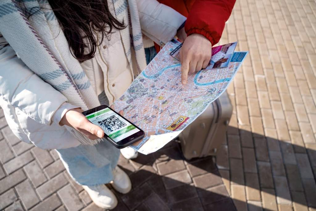 Challenges and Solutions for Offline Navigation